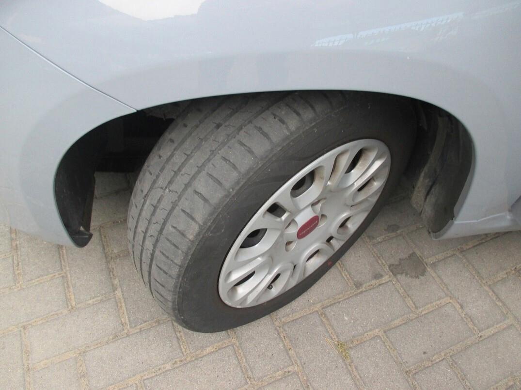Fiat Panda 1.0 Hybrid Euro6 Per Neopatenteti