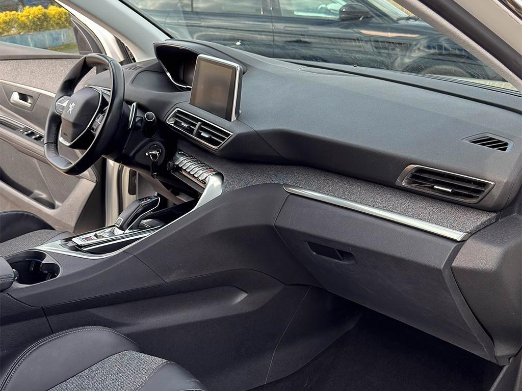 Peugeot 3008 BlueHDi 130 S&S EAT8 Allure IN PROMO