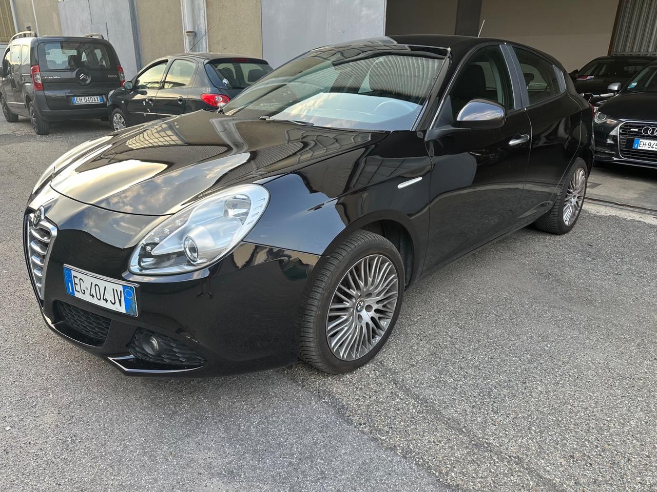 Alfa Romeo Giulietta 1.6 JTDm NEOPATENTATI