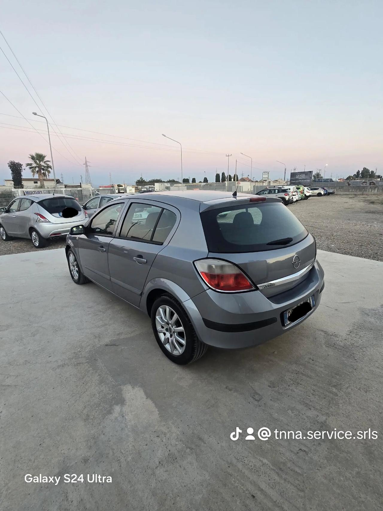 Opel Astra GTC 1.3 CDTI 3 porte Enjoy