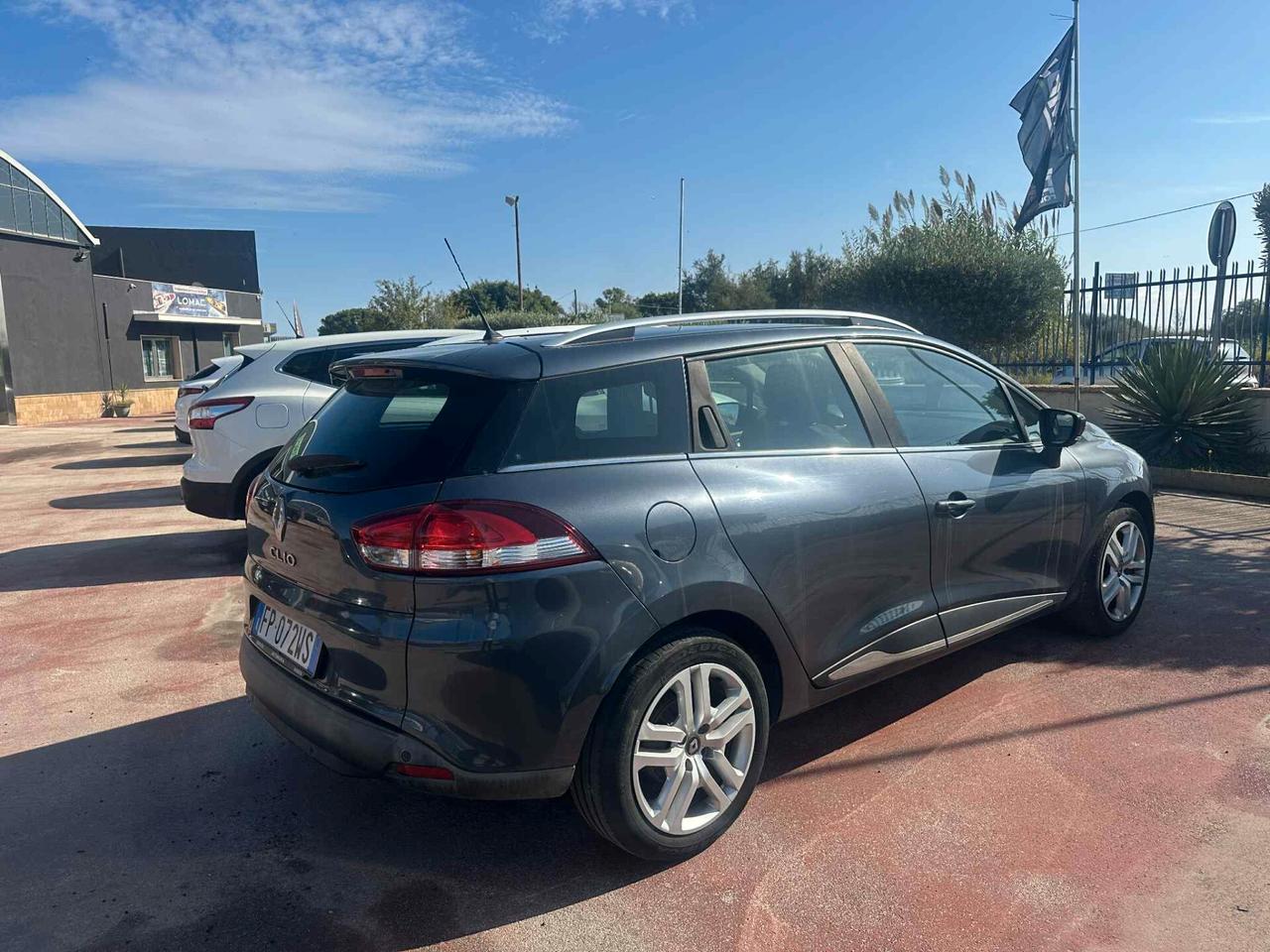 RENAULT CLIO SPORTER 1.5dCi INTENS110cv