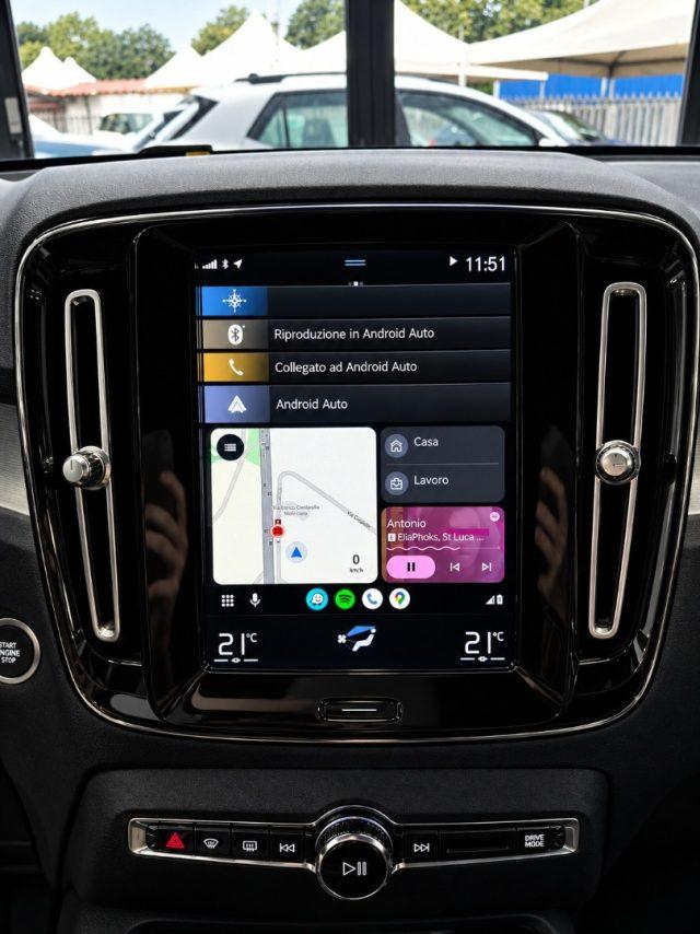 VOLVO XC40 T4 Recharge Plug-in Hybrid Inscription Expression