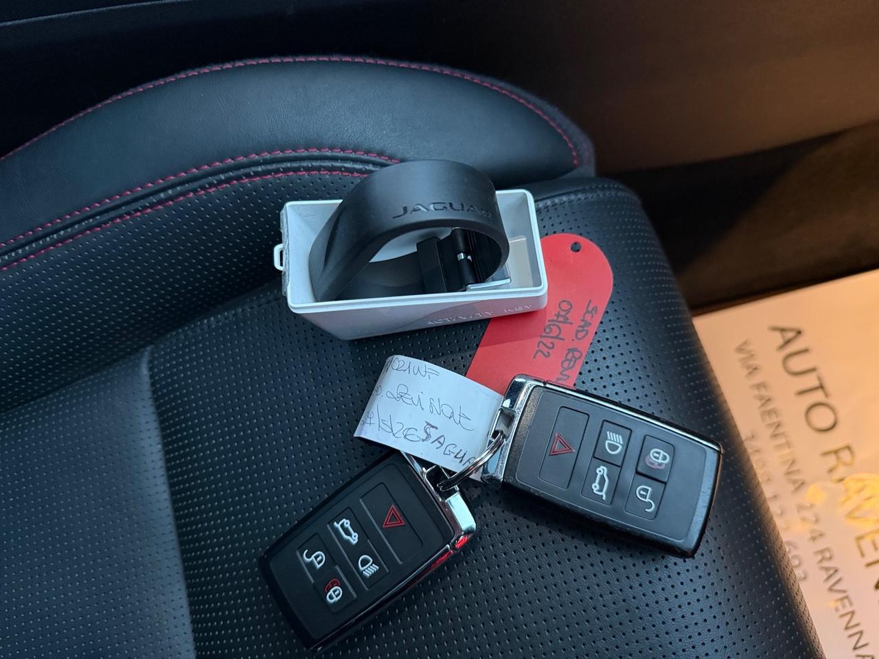 Jaguar E-Pace 2.0D 180 CV AWD R-Dynamic S