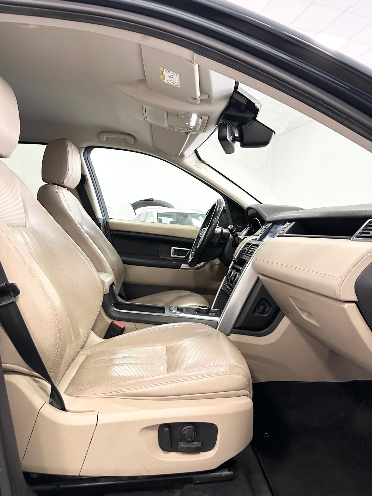 Land Rover Discovery Sport 2.0 TD4 180 CV HSE Luxury 7 posti