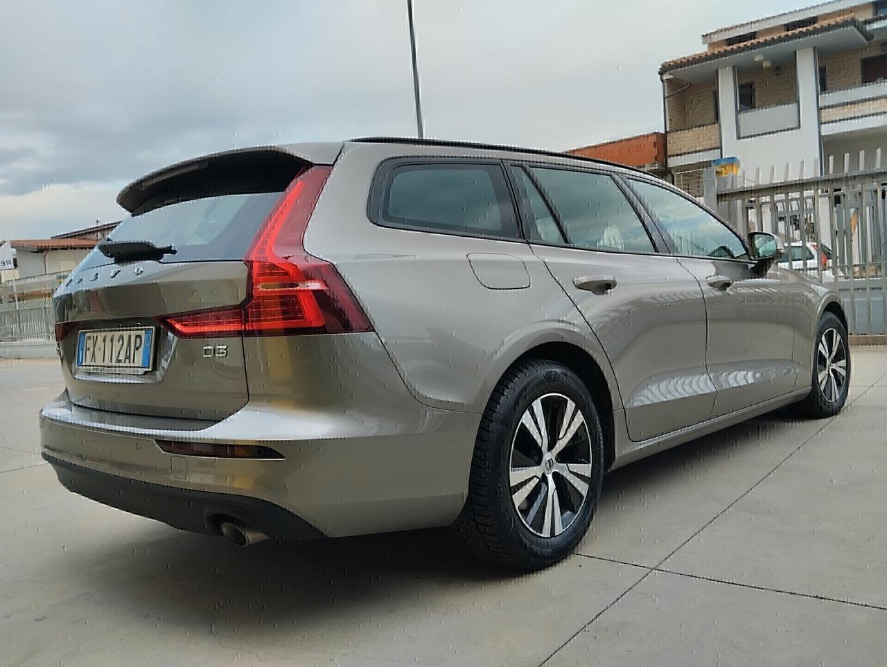 VOLVO V60 S.W. D3 Geartronic Business Plus