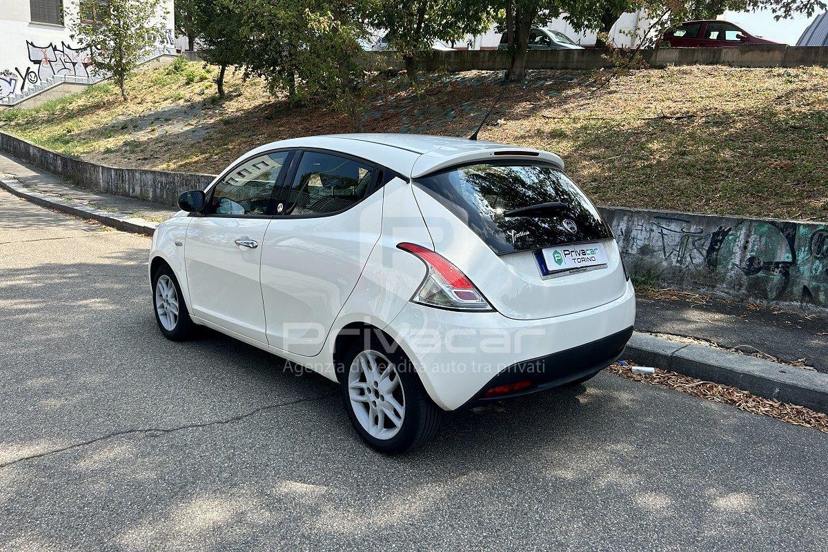 LANCIA Ypsilon 1.2 69 CV 5 porte GPL Ecochic Silver