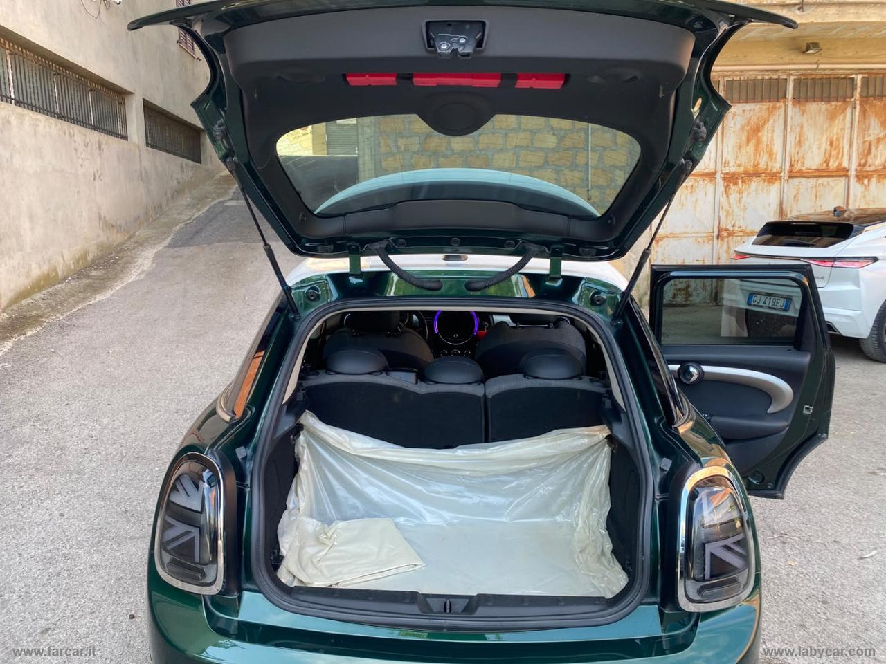 MINI Mini Cooper SD 5 porte VETTURA IN CONTO VENDITA
