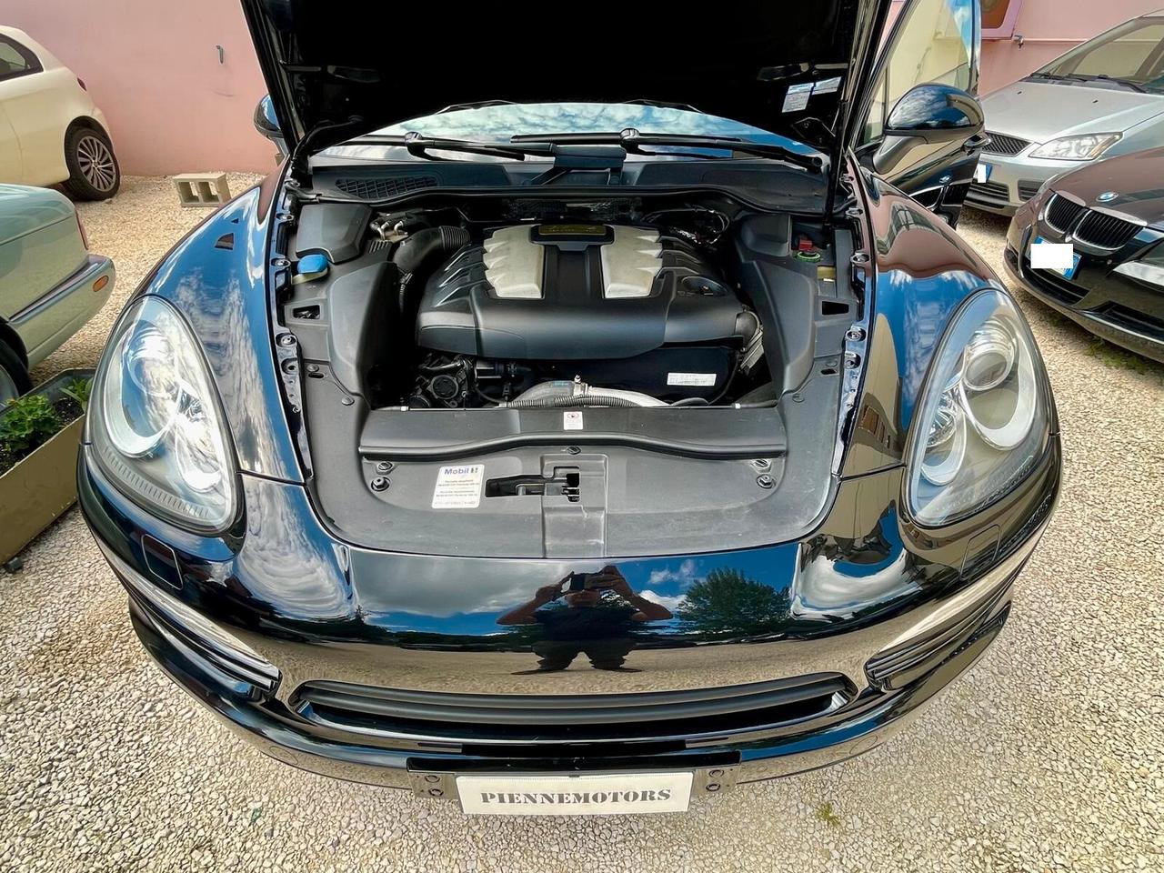 Porsche Cayenne - All-Black CERCHI 21 TETTO PANORAMICO