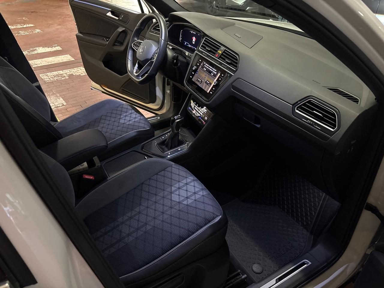 Volkswagen Tiguan 1.5 TSI 150 CV DSG ACT R-Line