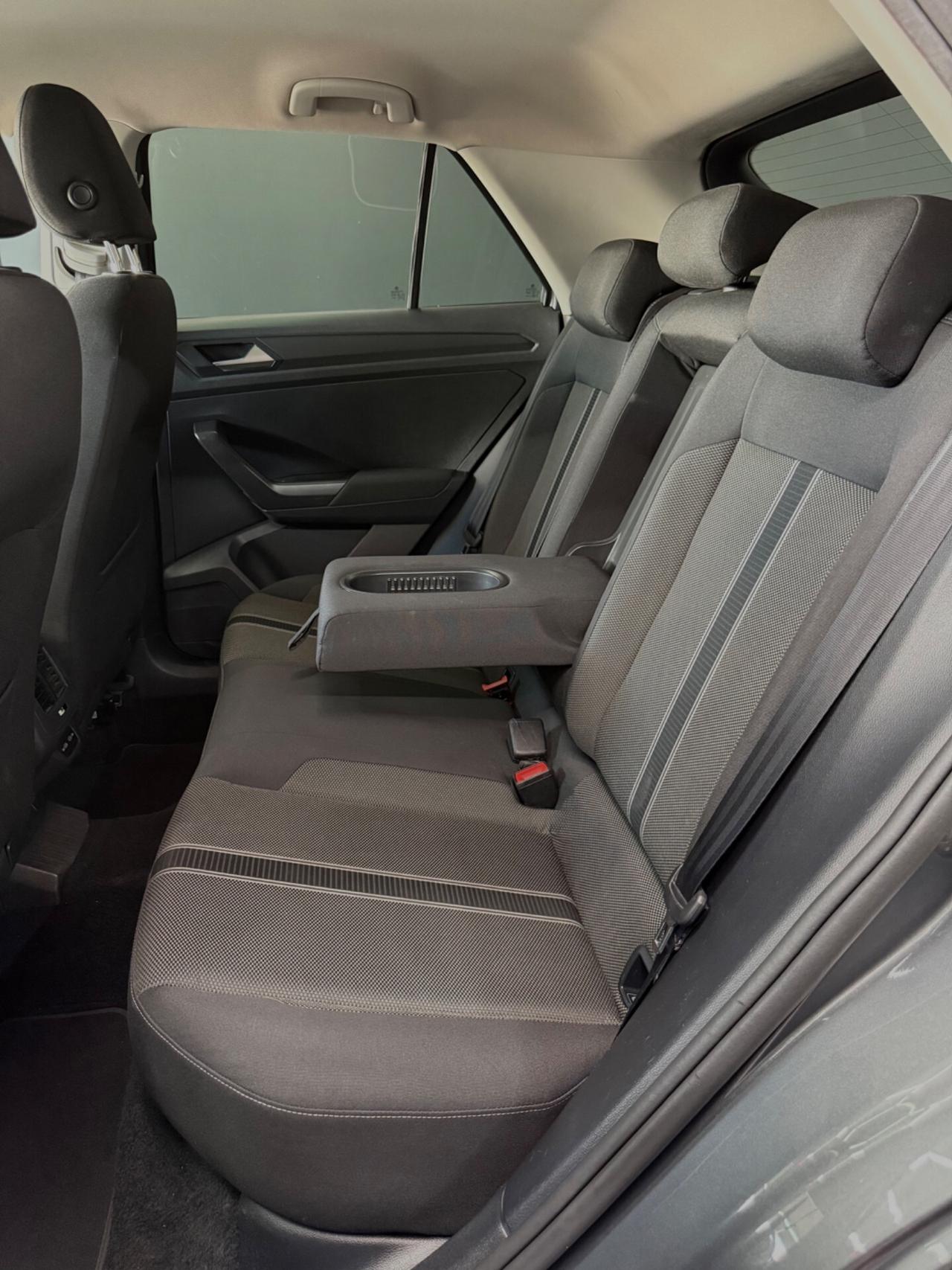 Volkswagen T-Roc 1.6 TDI Advanced 10/2020