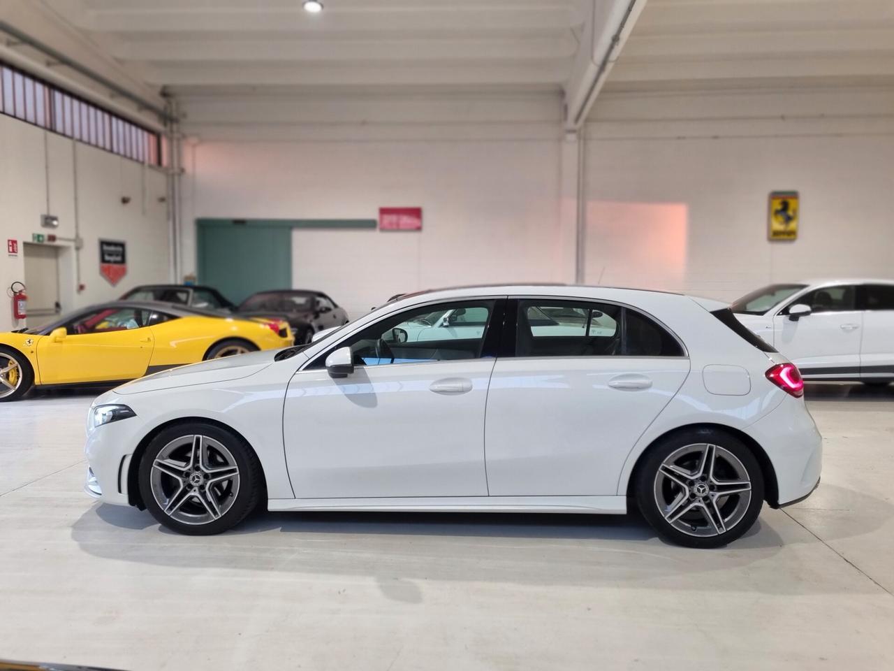 Mercedes-Benz A 180 d Automatic Premium AMG