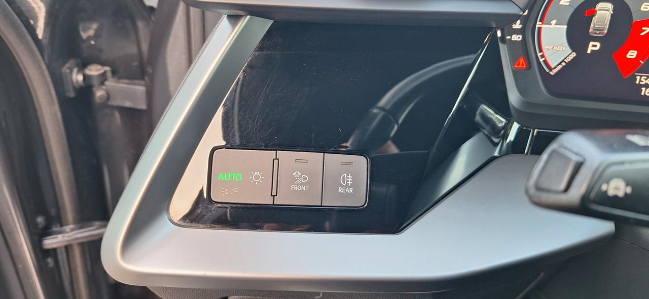 Audi A3 SPORTBACK 30 TFSI MHEV S tronic Business Advanced