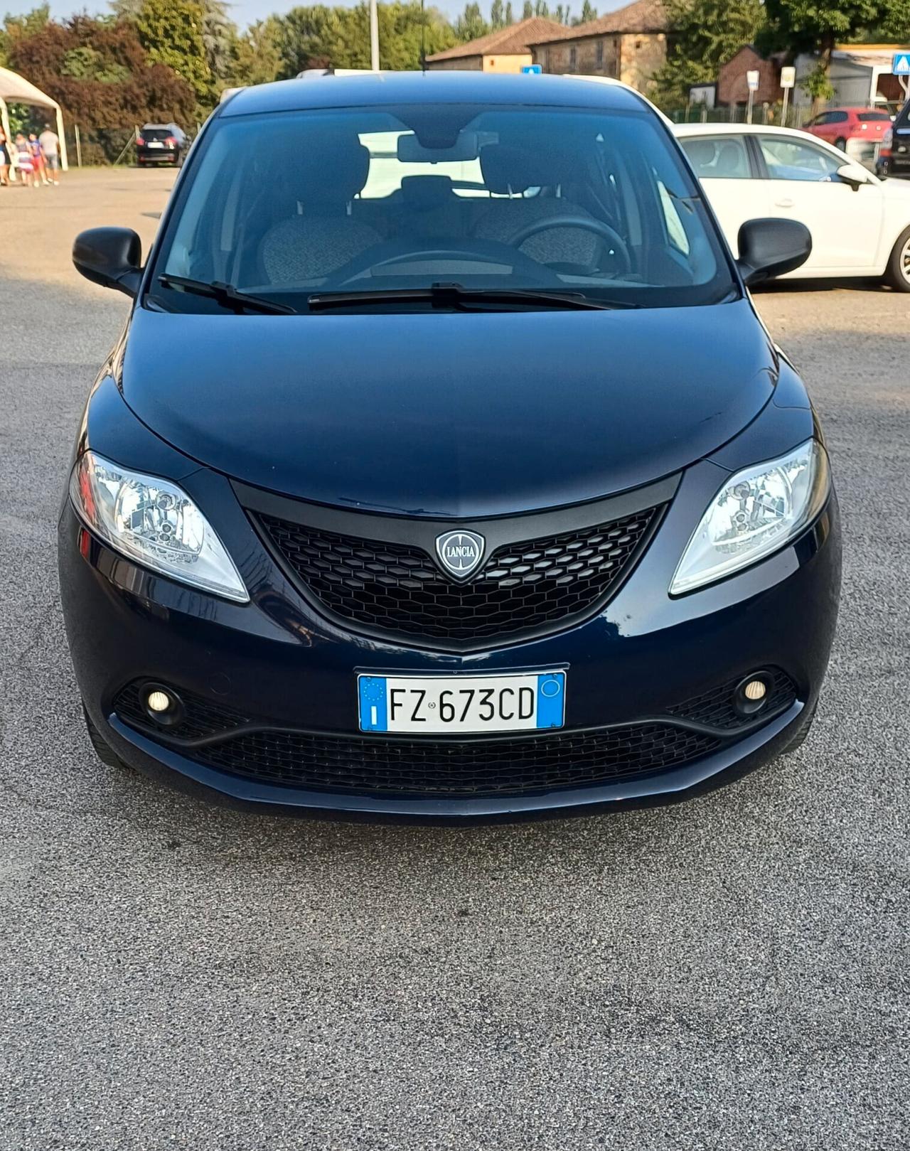 Lancia Ypsilon 1.2 69 CV 5 porte GPL Ecochic Platinum