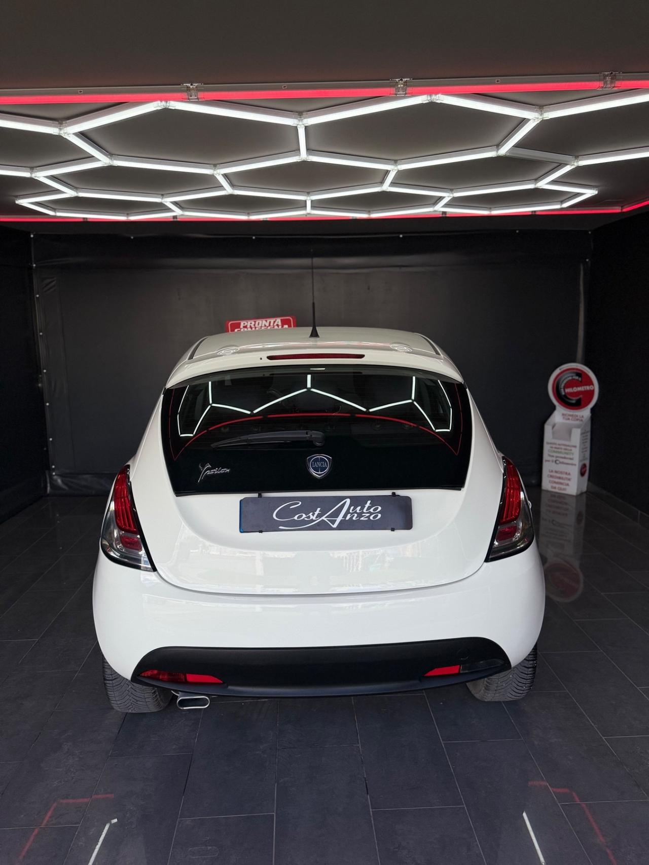 Lancia Ypsilon 1.2 Benzina 69cv Platinum 2014