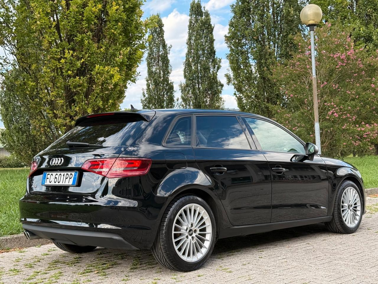 Audi A3 2.0 TDI 150 CV clean diesel Ambition