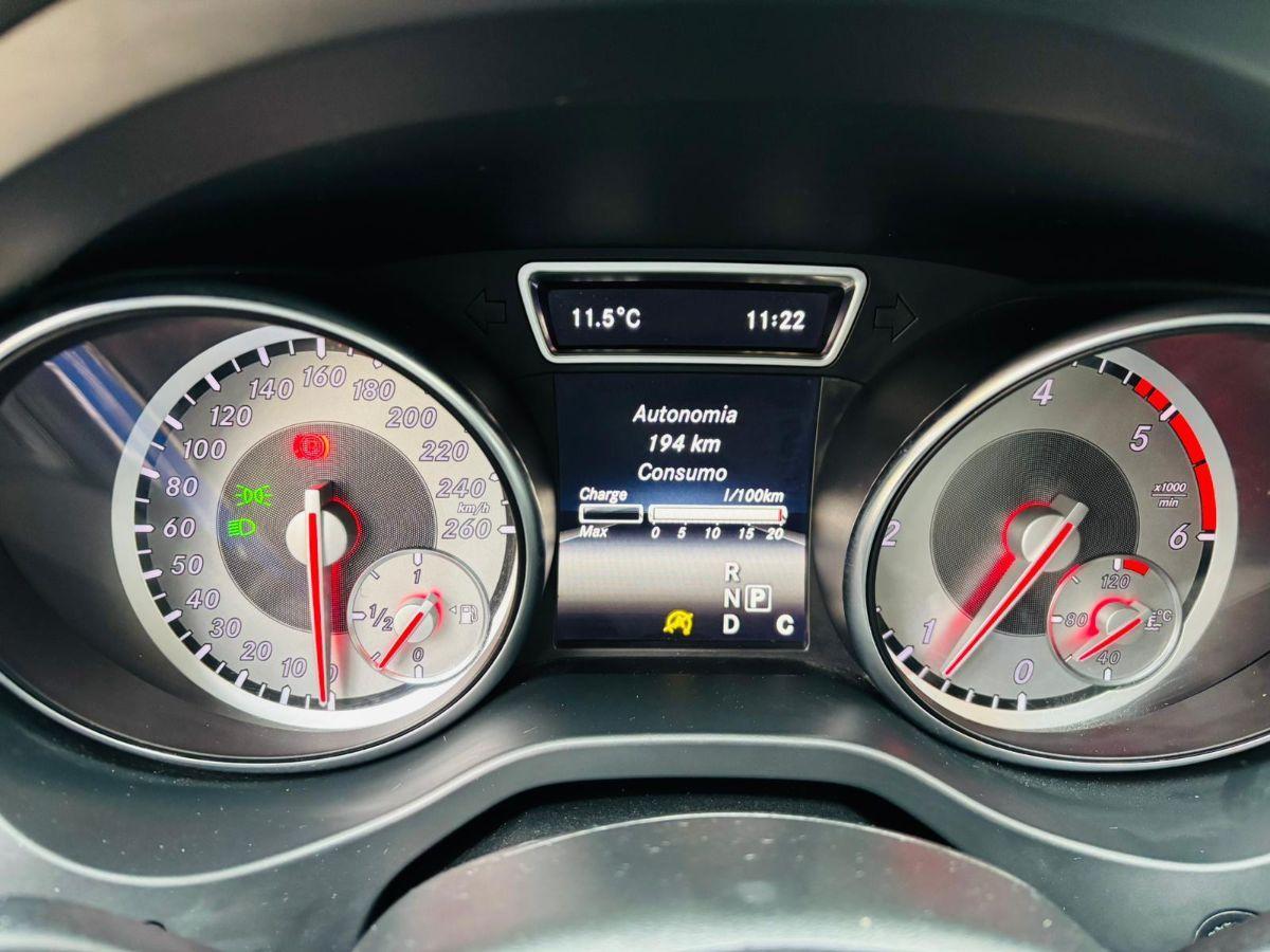 Mercedes CLA 200 d Shooting Brake S.W. Automatic Premium