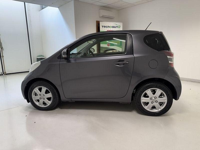 Toyota iQ iQ 1.0 Lounge (high) CVT