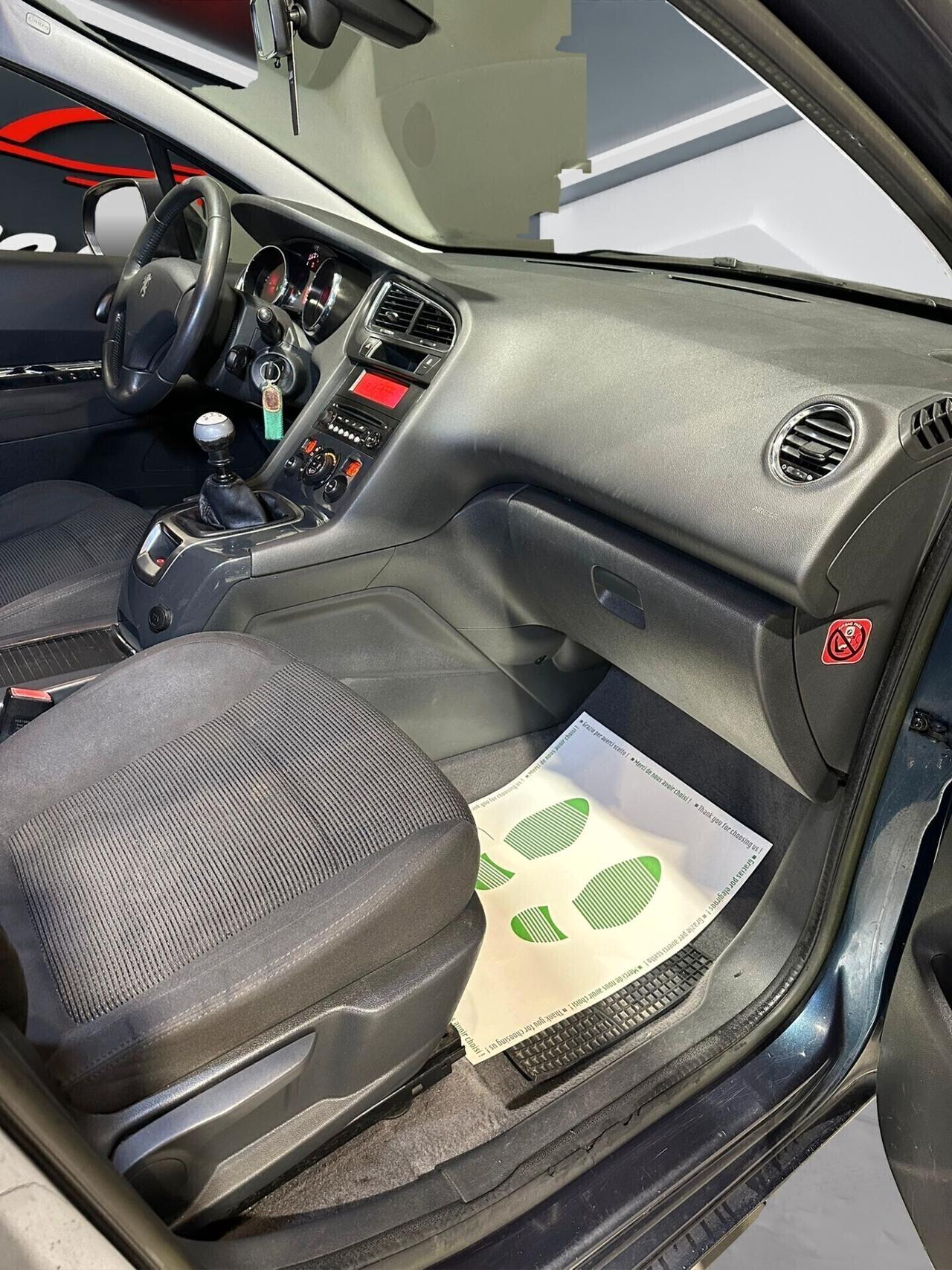 Peugeot 5008 1.6 HDi 115CV 8V Business