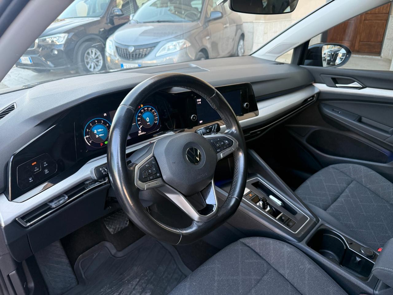 Volkswagen Golf 1.5 TGI DSG Style