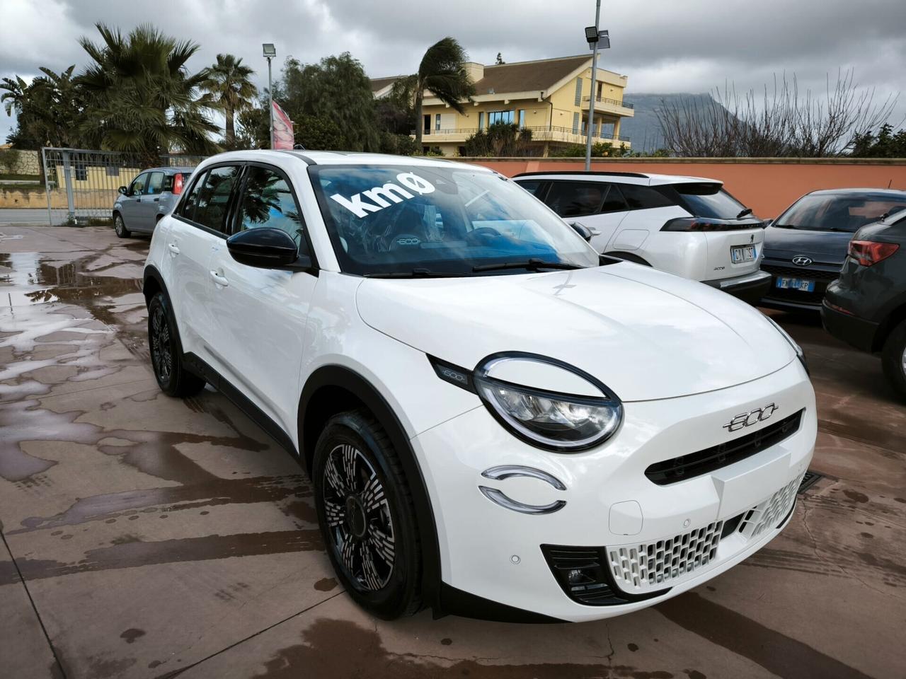 Fiat 600 Hybrid 110 CV DCT MHEV Serie Speciale Icon