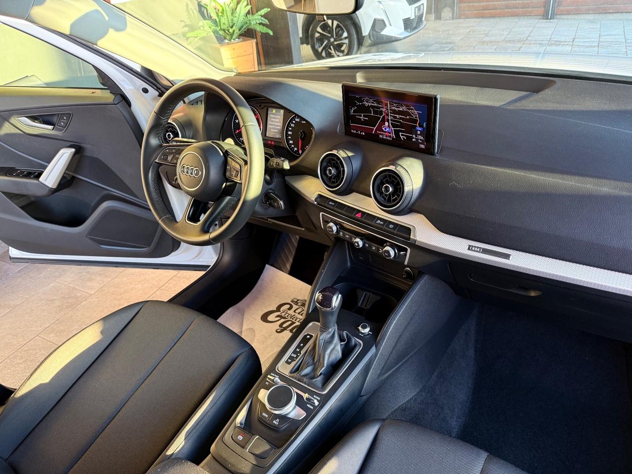 Audi Q2 30 TDI S tronic Business