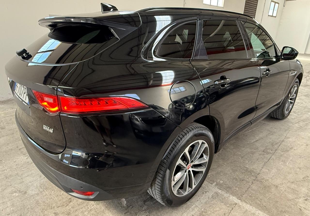 Jaguar F-Pace 2.0 D 180 CV AWD Automatica - 2016