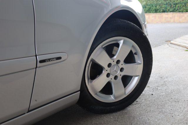 MERCEDES-BENZ E 220 CDI Berlina Cruise Climatronic 16" Tagliandata