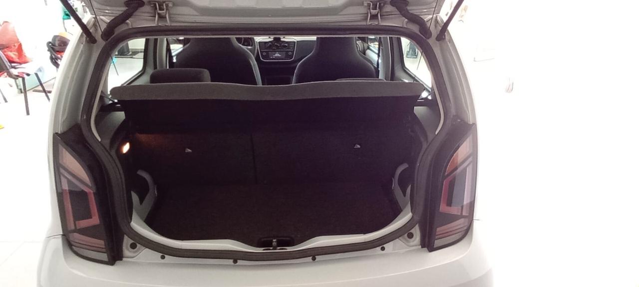 Volkswagen up! 1.0 5p. move