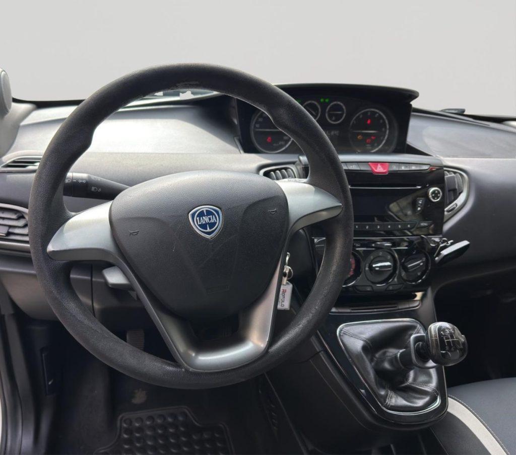 LANCIA Ypsilon 3ª serie Ypsilon 1.2 69 CV 5 po...