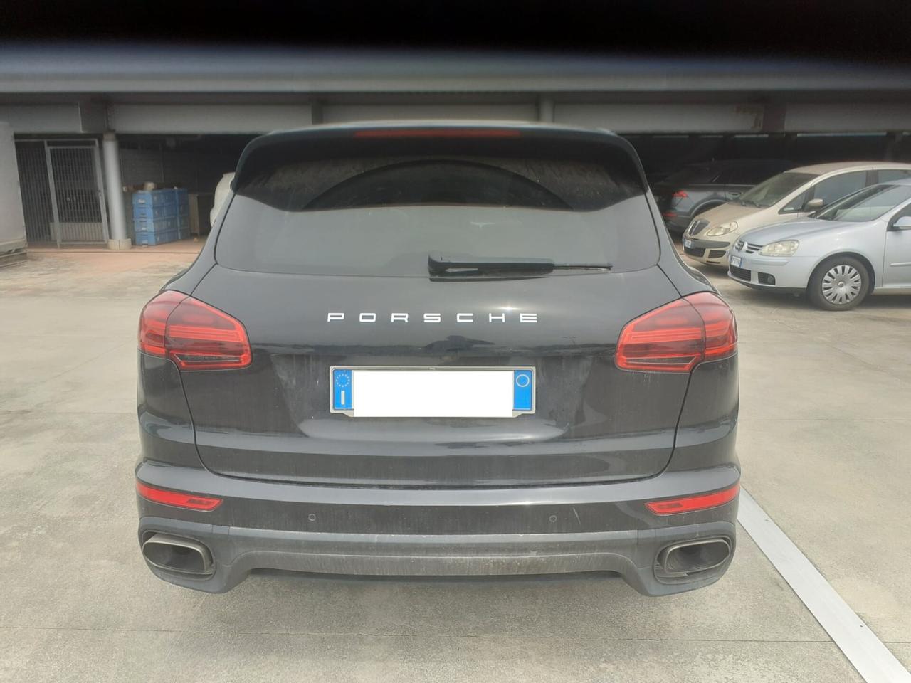 Porsche Cayenne 3.0 Diesel Platinum Edition - 2018