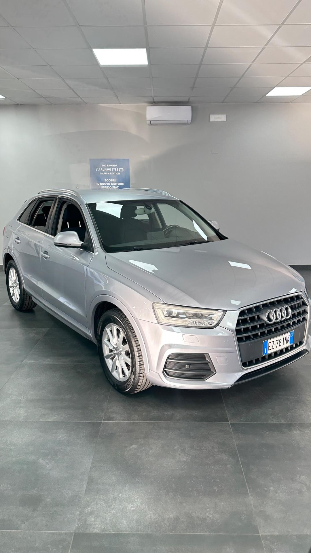 Audi Q3 2.0 TDI 150 CV Business