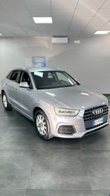 Audi Q3 2.0 TDI 150 CV Business