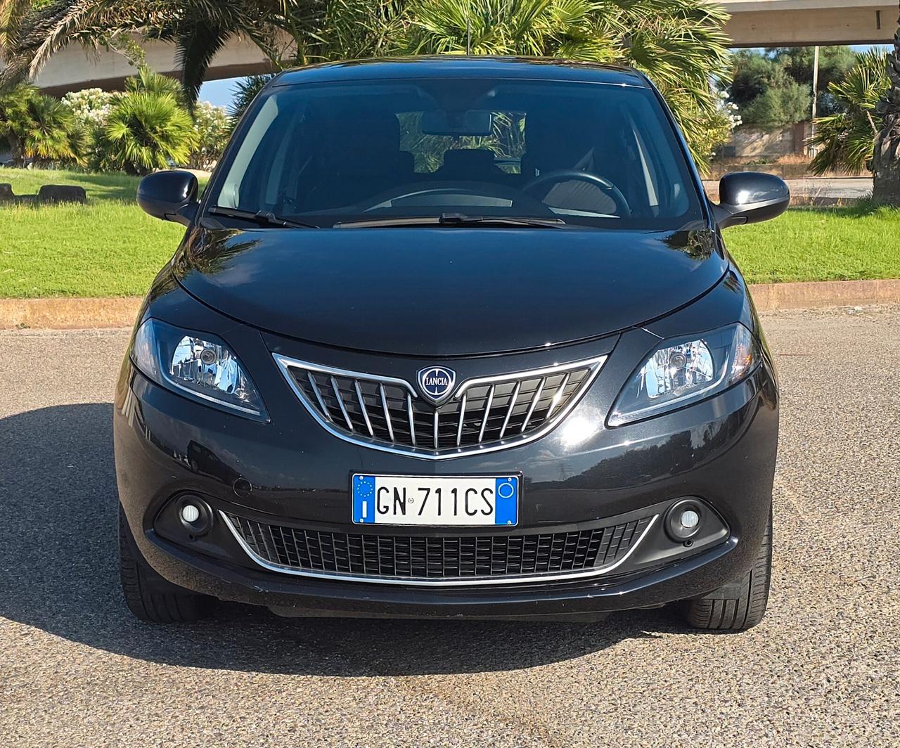 Lancia Ypsilon 1.0 FireFly 5 porte S&S Hybrid Alberta Ferretti