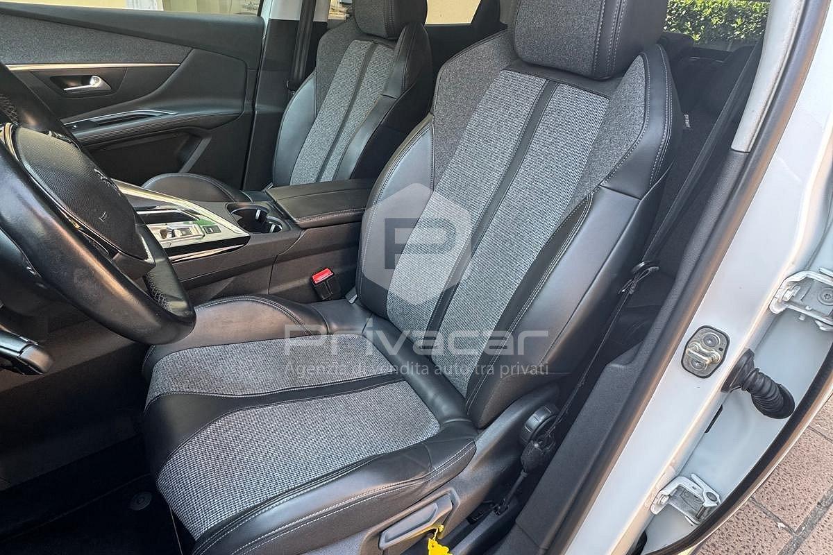 PEUGEOT 3008 BlueHDi 120 S&S EAT6 Allure