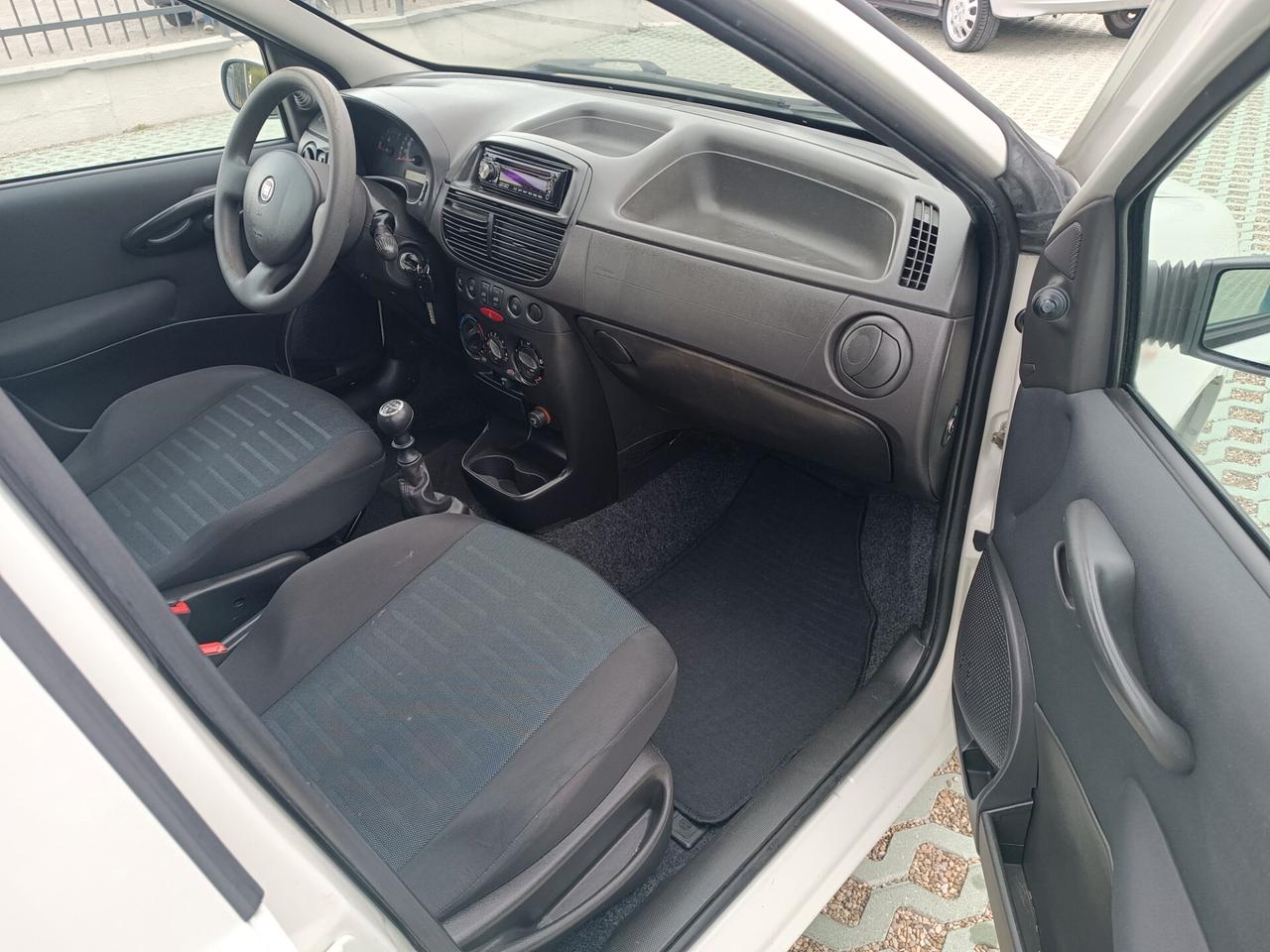 Fiat Punto Classic 1.2 5 porte Natural Power Active