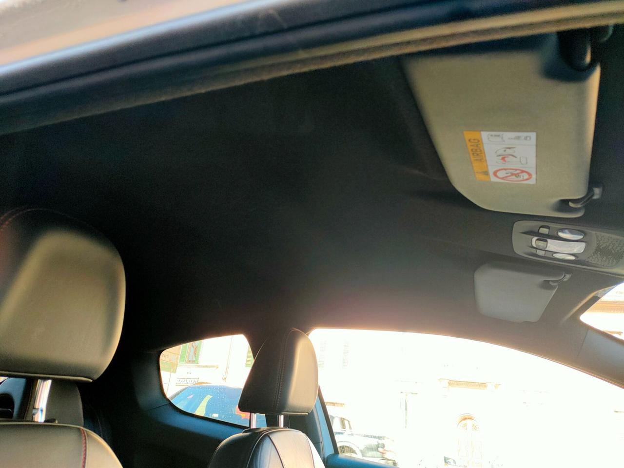 Peugeot 208 1.6 THP 200 CV 3 porte GTi