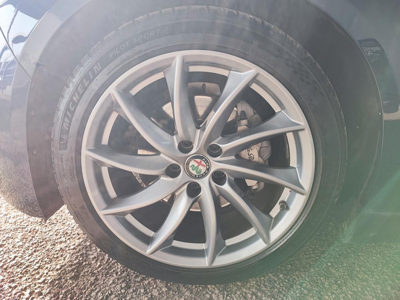 Alfa Romeo Giulia 2.2 Turbodiesel 160 CV AT8 Super