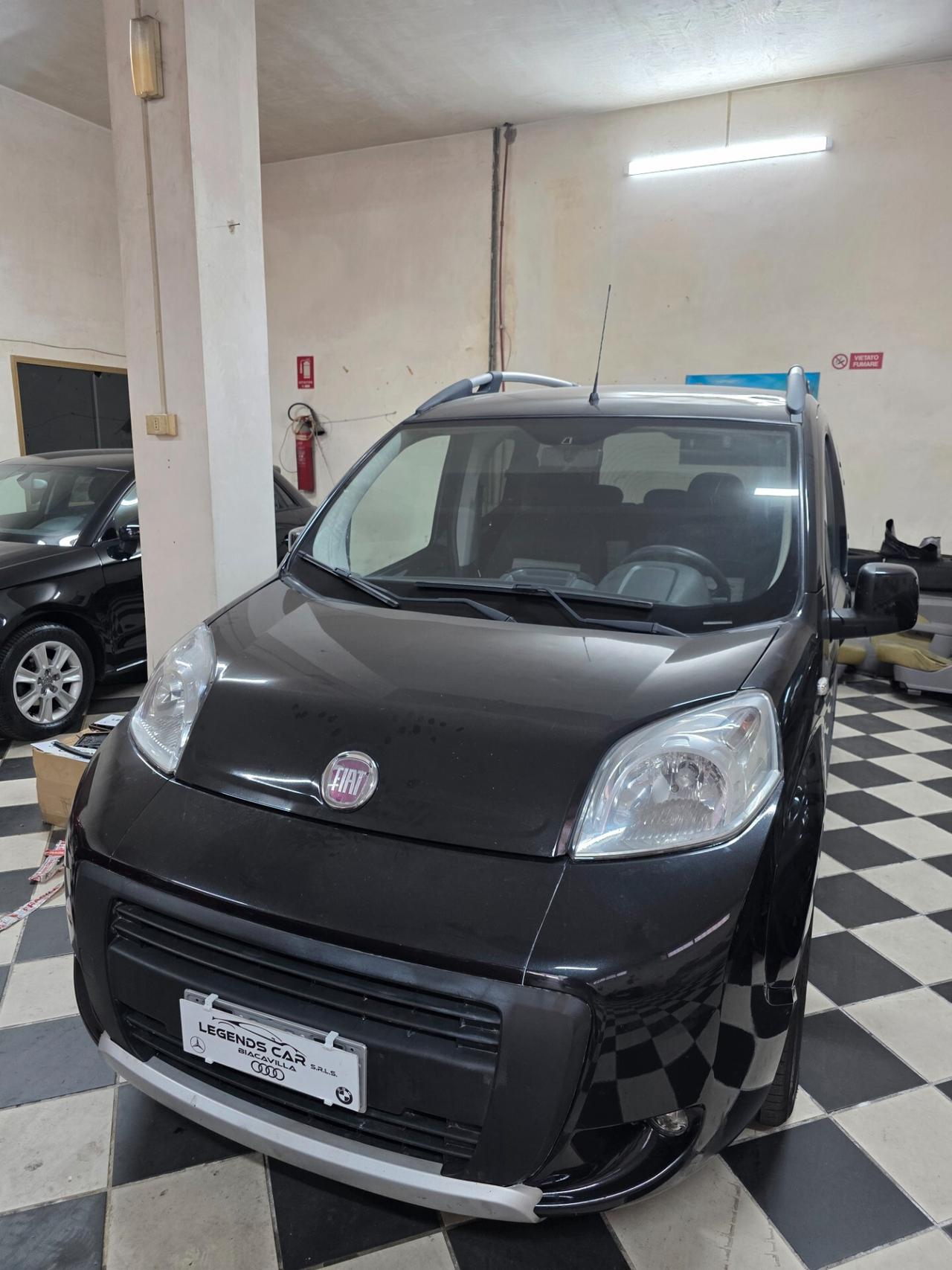 Fiat Qubo 1.3 MJT 75 CV Trekking