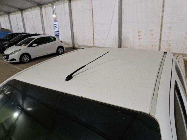 NISSAN Navara 2.5 dCi 190CV 2 porte King Cab Sport