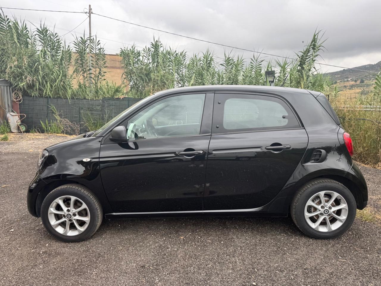 Smart ForFour 70 1.0 Youngster