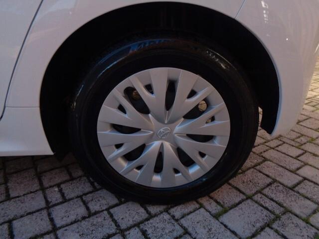 Toyota Yaris 1.0 5 porte Active 72 CV OK NEOPATENTATI