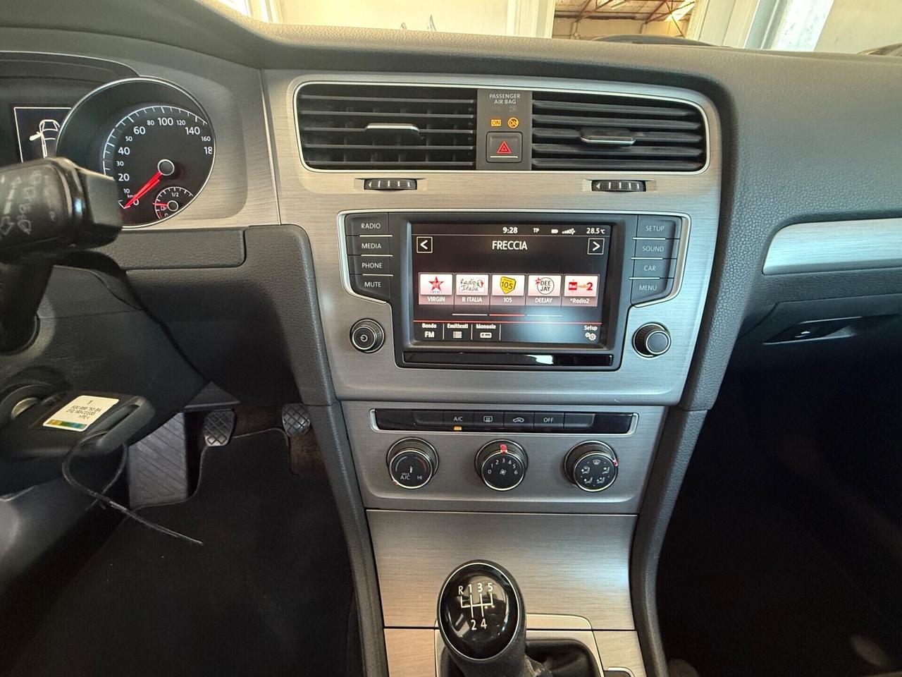 Solo da QUALITYCARS PESCARA Volkswagen Golf 1.6 TDI 110 CV DSG 5p. Highline BlueMotion Technology