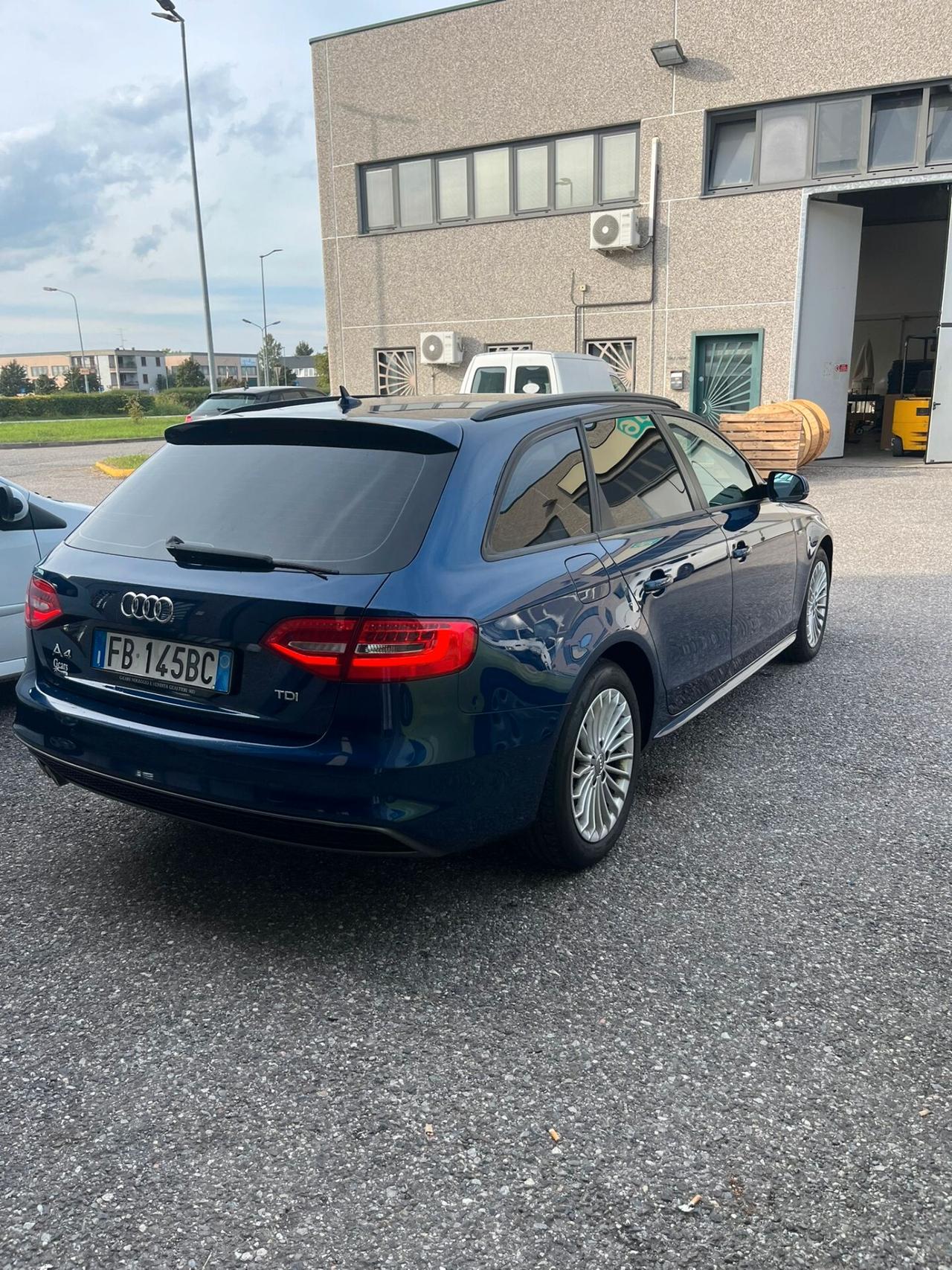 Audi A4 Avant 2.0 TDI 150 CV S LINE AUTOMATICA STATION WAGON