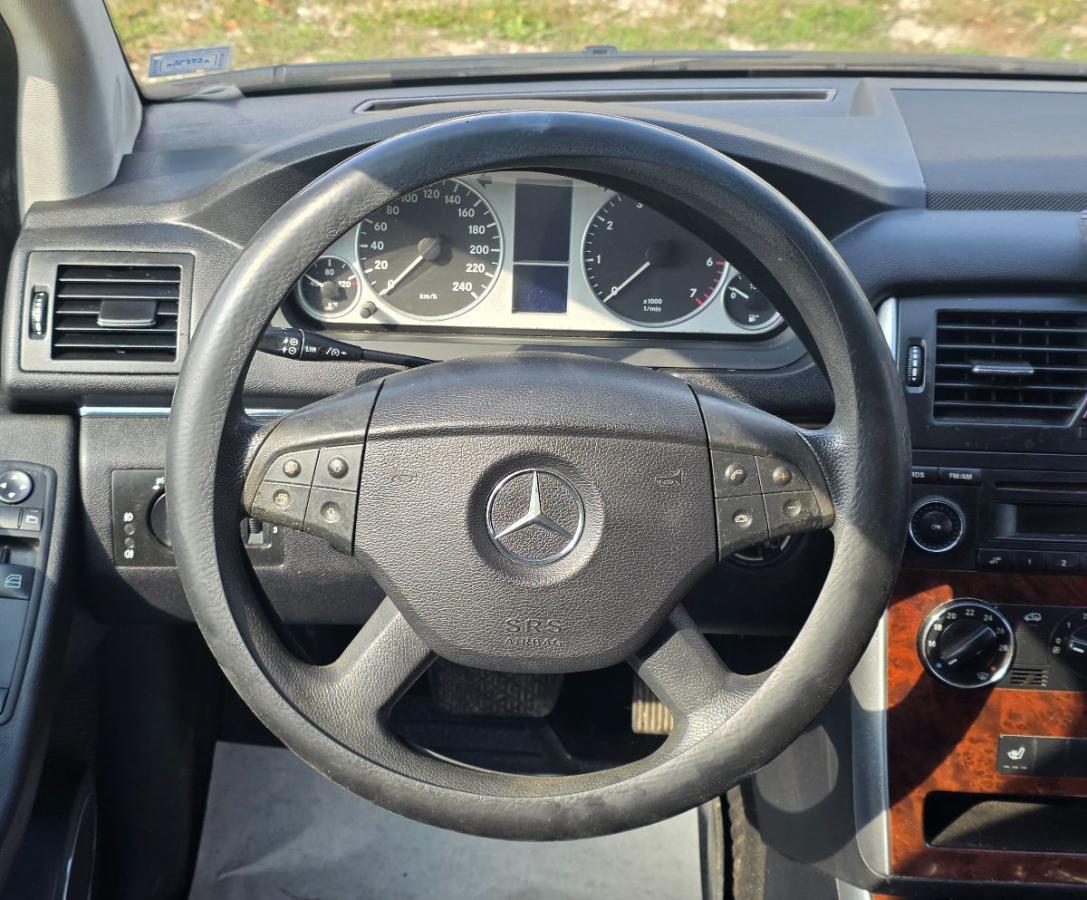 MERCEDES CLASSE B 180 METANO 2012 OK NEOPATENTATI