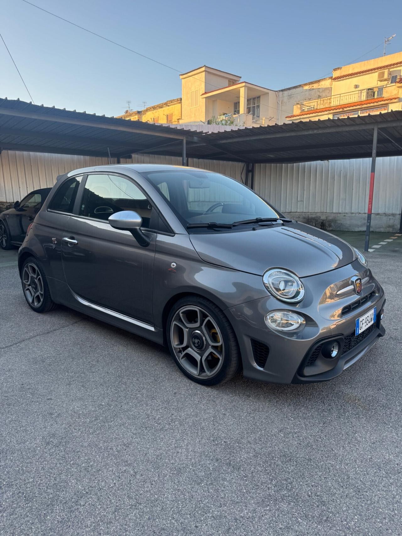 Abarth 595 1.4 Turbo T-Jet 165 CV