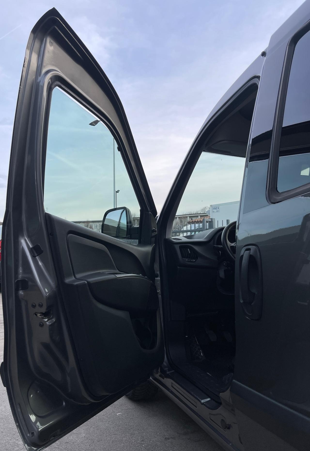 Fiat Doblò 1.6 MJT 16V 105CV Lounge Autocarro 5 posti N1