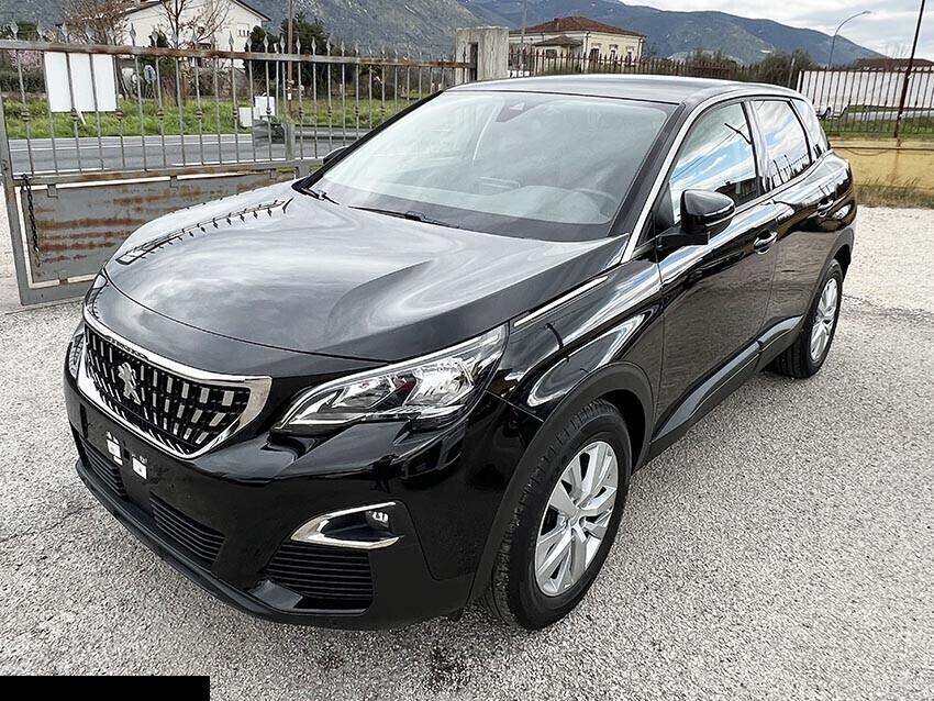 PEUGEOT 3008 1.2 benzina NAVI-AUTOMATICA