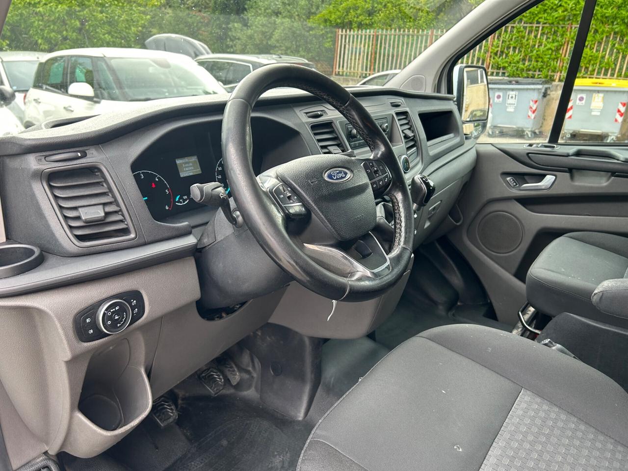 Ford Transit Custom 2.0 TDCi 130 Mixto 5 Posti