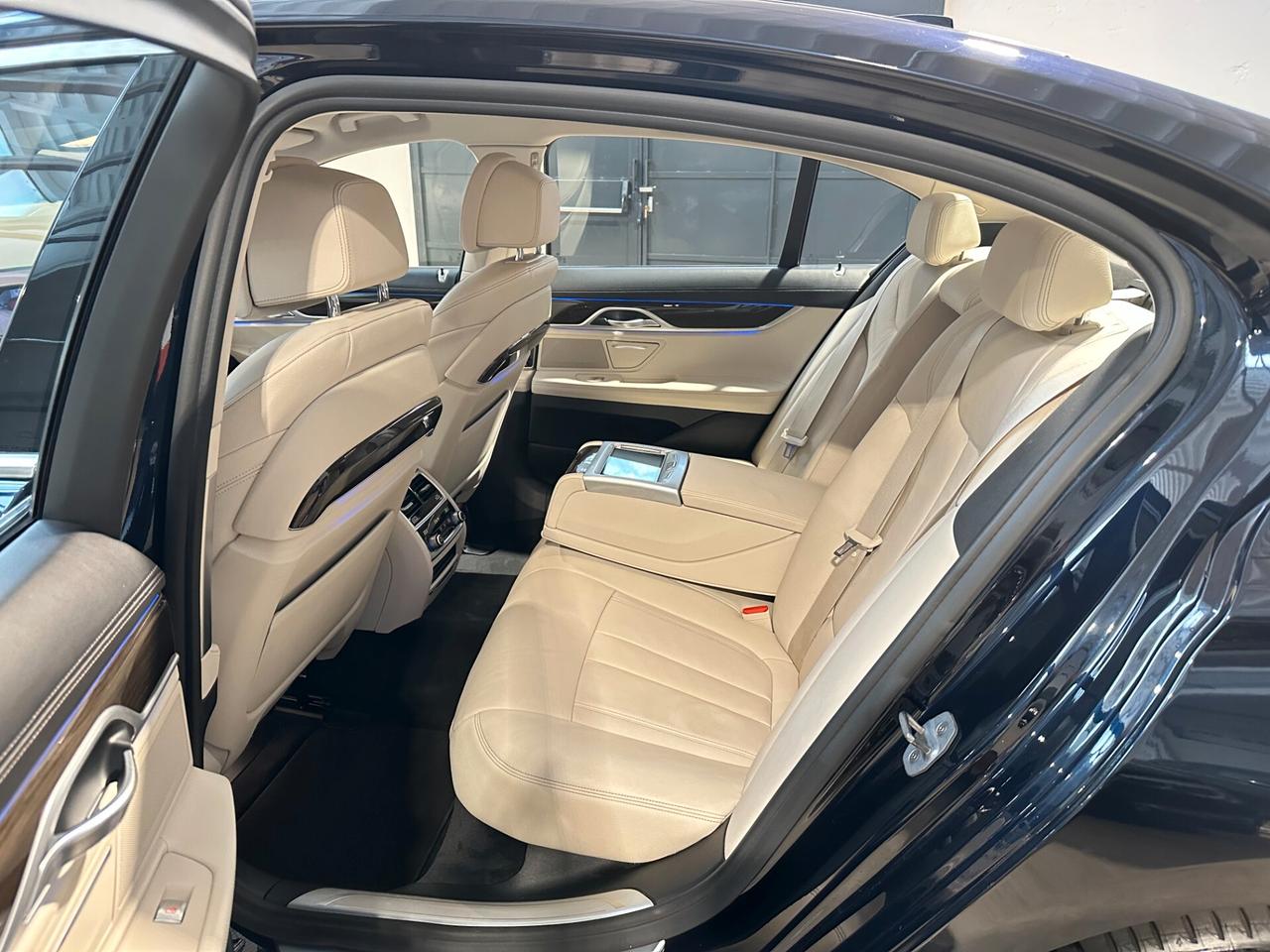 Bmw 725 725d Luxury - Luci Ambiente PELLE BIANCA