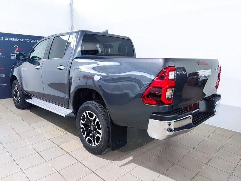 Toyota Hilux 2.4 D-4D A/T 4WD 4 porte Double Cab Executive
